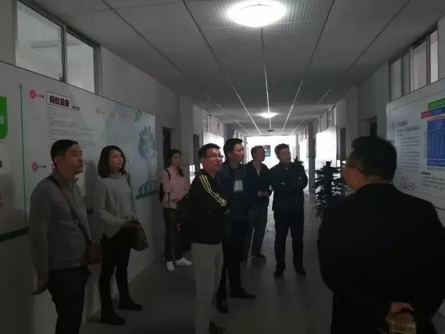 信息与工程系组织教师参观大数据人才实训基地 信息与工程系组织教师参观大数据人才实训基地
