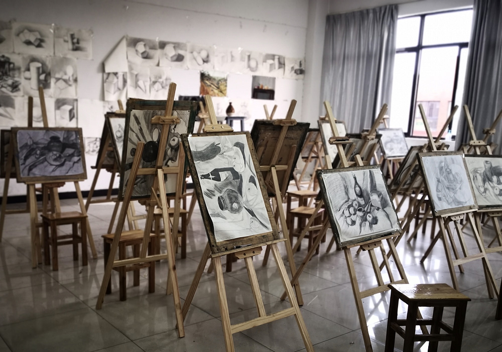 传媒与艺术设计学院开展开学第一天教学检查工作 传媒与艺术设计学院开展开学第一天教学检查工作