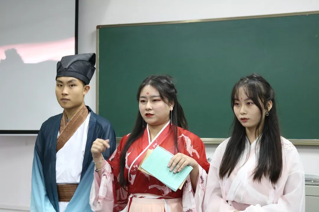 湖南省大学生旅游综合技能大赛复赛来袭 66强队伍齐聚中南林涉外争夺决赛席位 湖南省大学生旅游综合技能大赛复赛来袭 66强队伍齐聚中南林涉外争夺决赛席位