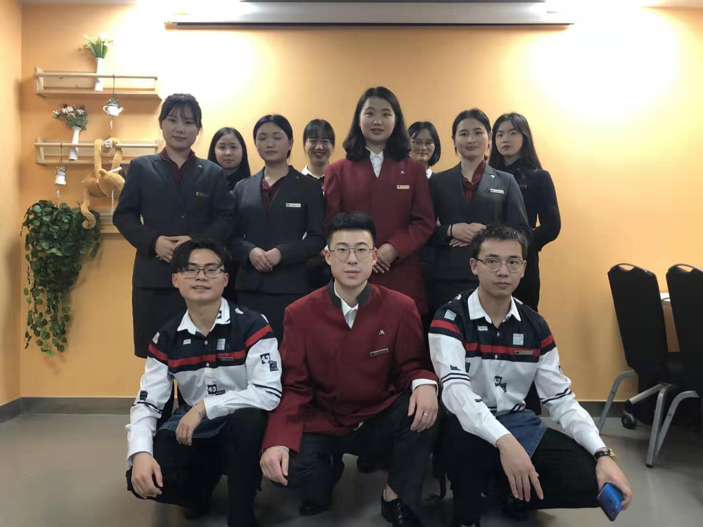 中南林涉外2016级旅游管理学生赴上海、深圳两地国际奢华酒店开展专业认知生产实习 中南林涉外2016级旅游管理学生赴上海、深圳两地国际奢华酒店开展专业认知生产实习
