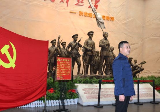 回顾党的历史   缅怀革命先烈 回顾党的历史   缅怀革命先烈
