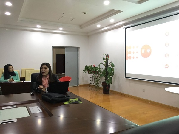 我院举行示范课团体赛评选活动 我院举行示范课团体赛评选活动