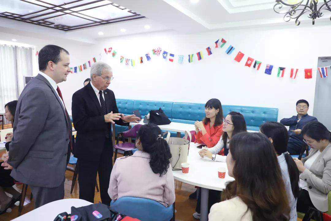 同心筑梦,走向世界 || 万礼豪程万礼豪程团队来我院互动交流 同心筑梦,走向世界 || 万礼豪程万礼豪程团队来我院互动交流