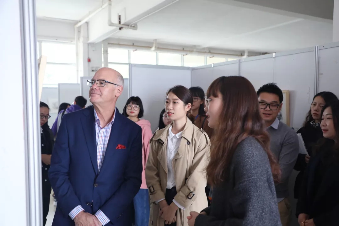 国际文化艺术节|与迪恩·福廷先生一起品校园文化 国际文化艺术节|与迪恩·福廷先生一起品校园文化