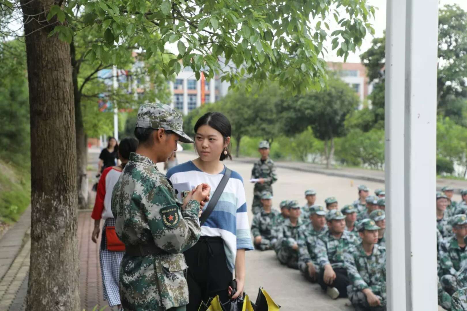 军训第一天 || 你们认真军训的样子最好看 军训第一天 || 你们认真军训的样子最好看
