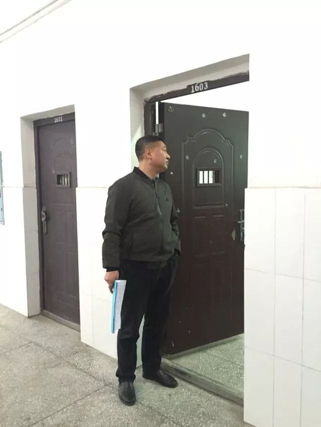 开学第一天学院领导视察全院教学运行情况 开学第一天学院领导视察全院教学运行情况