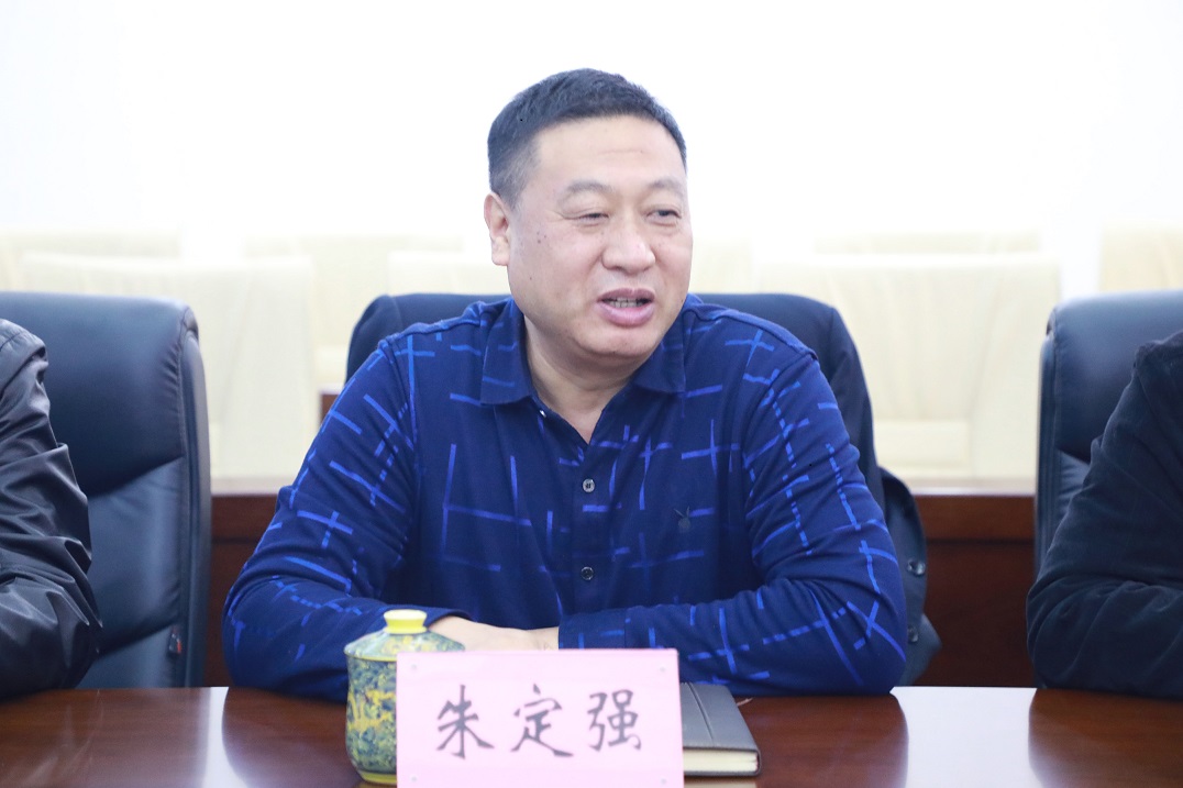 望城区政协主席骆志平一行走访调研我院政协委员 望城区政协主席骆志平一行走访调研我院政协委员