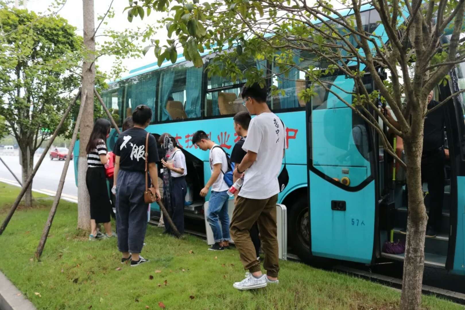 林科大涉外2018年迎新工作圆满落幕  2800多名新生起航大学新征程 林科大涉外2018年迎新工作圆满落幕  2800多名新生起航大学新征程