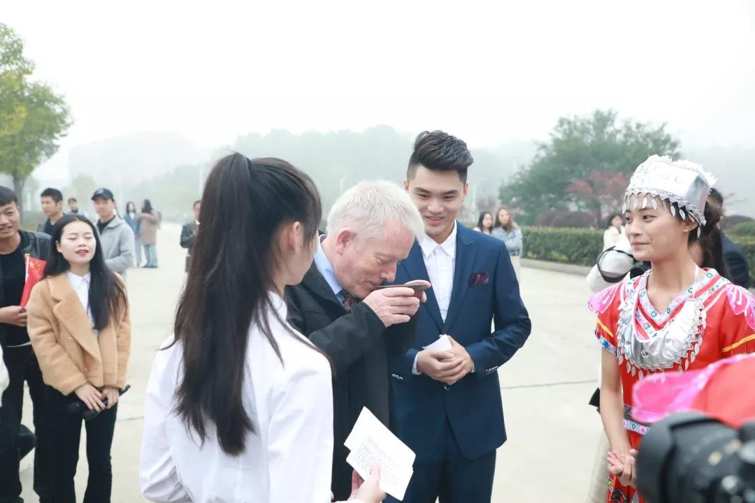 加拿大皇家大学校长来访 中南林涉外学院彰显国际范 加拿大皇家大学校长来访 中南林涉外学院彰显国际范