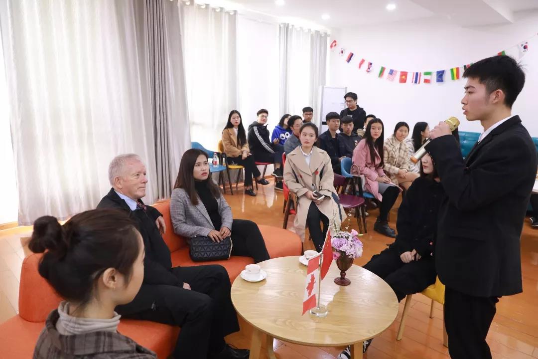 加拿大皇家大学校长来访 中南林涉外学院彰显国际范 加拿大皇家大学校长来访 中南林涉外学院彰显国际范