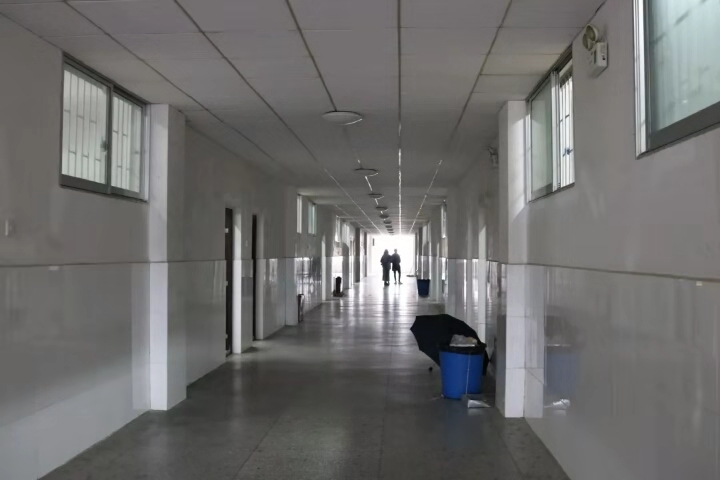 美化校园|我院团委学生会组织“清除小广告,文明我先行”活动顺利展开  美化校园|我院团委学生会组织“清除小广告,文明我先行”活动顺利展开