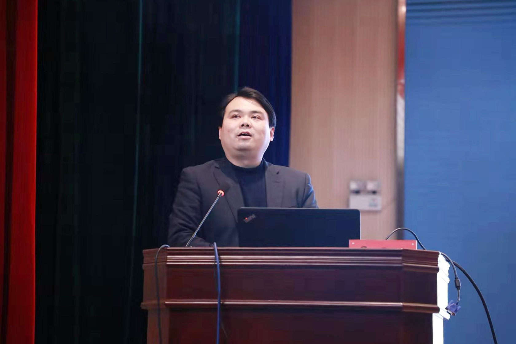 我院举行“一带一路”倡议专题讲座 我院举行“一带一路”倡议专题讲座